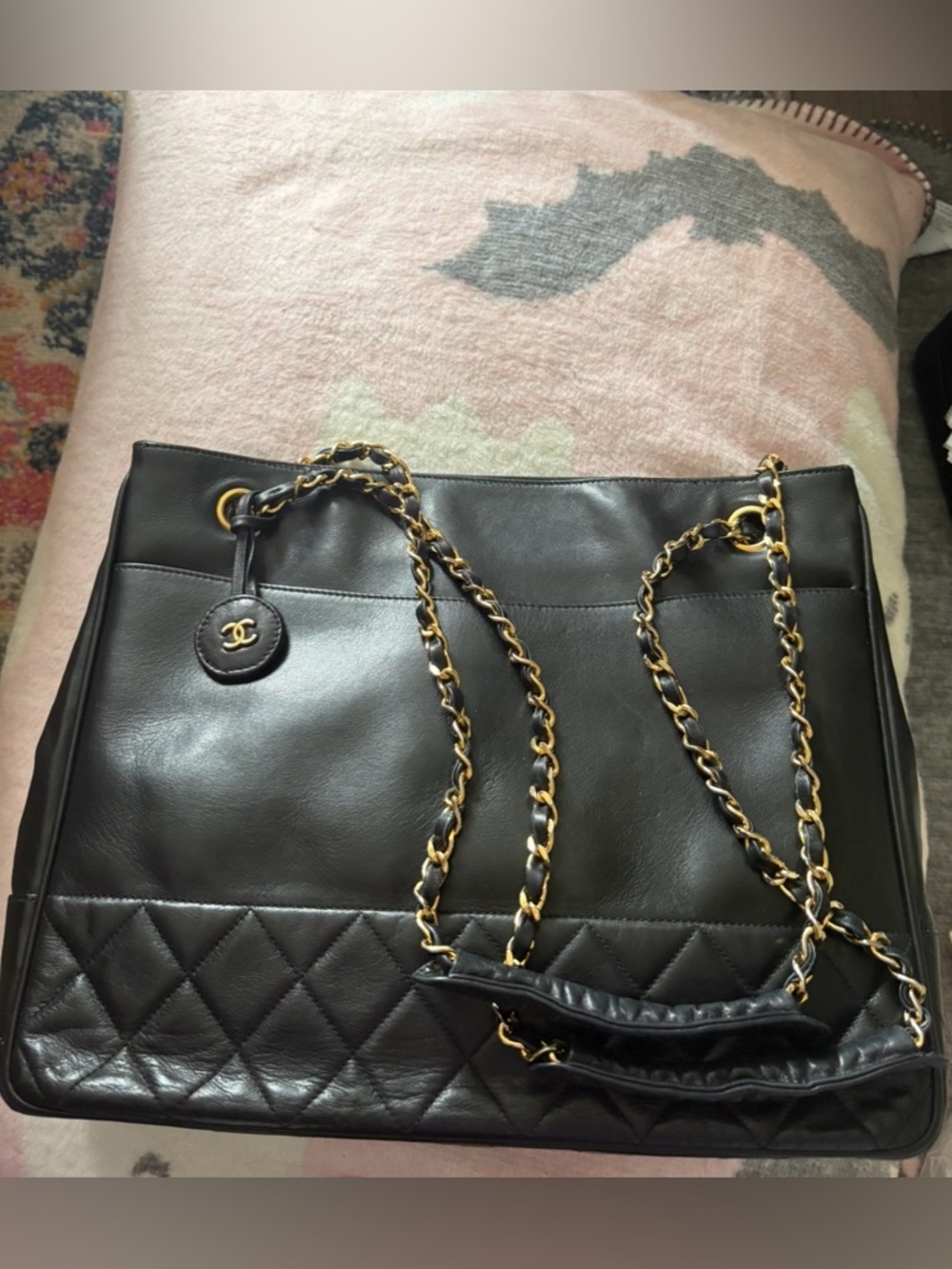 Chanel Black Quilted shopping tote in lambskin, 24k Gold plated Chain. Vintage